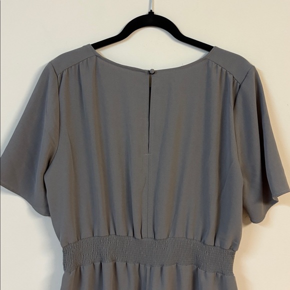 Belle Vere Elegant Gray Jumpsuit size M - Picture 5 of 5